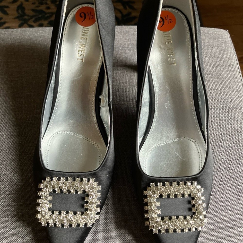 Nine West Black Satin Women's Shoes size 9 1/2